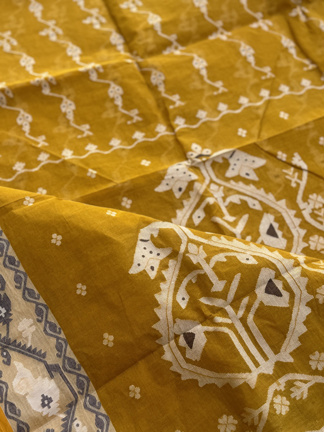 Mustard Yellow Dhakai Tant Cotton needlework Jamdani Saree