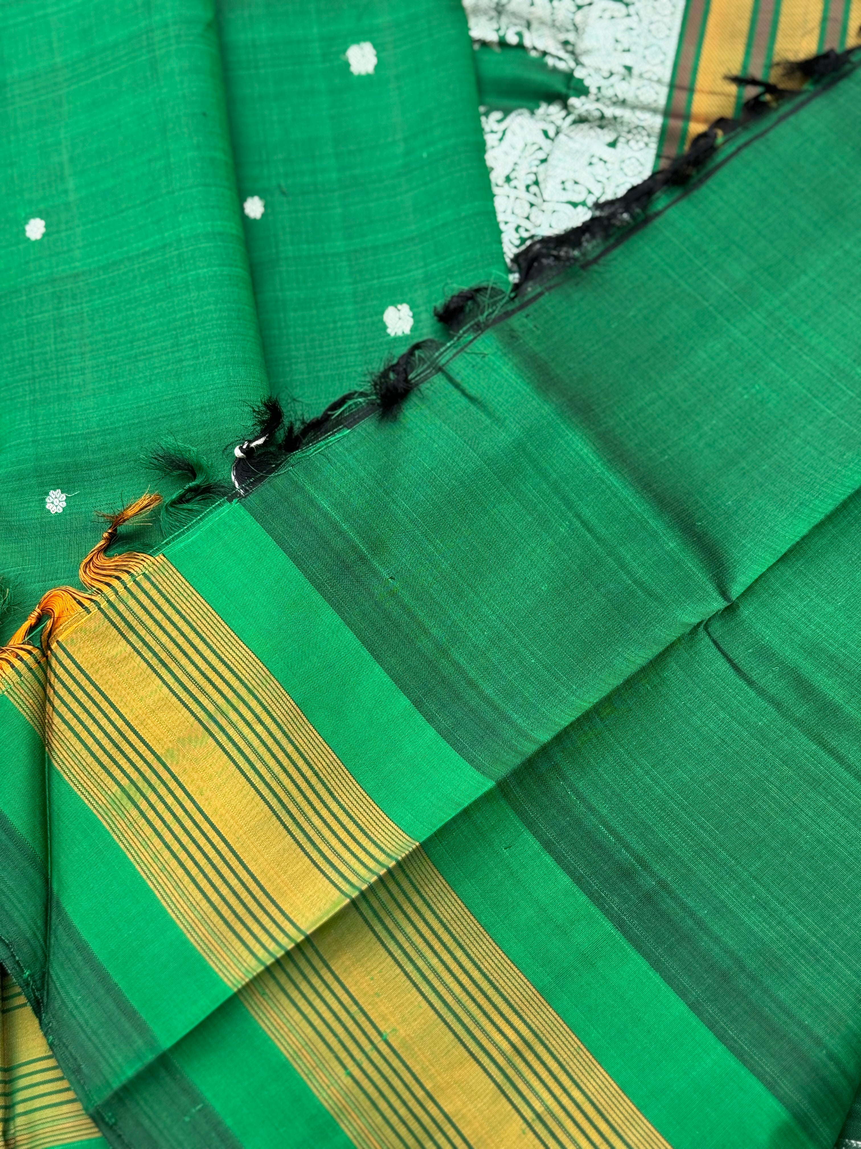 An elegant masterpiece forest green silver zari woven contemporary vanasingaram kanchivaram silk saree