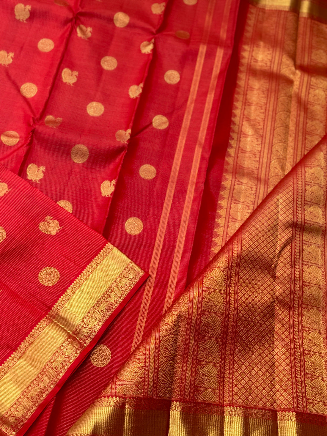 The gorgeous masterpiece woven bridal red vairaoosi kanchivaram silk Saree