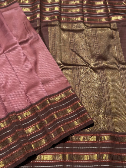 A dusty pink masterpiece honeycomb motif korvai kanchivaram silk saree