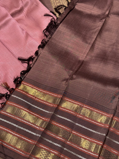 A dusty pink masterpiece honeycomb motif korvai kanchivaram silk saree