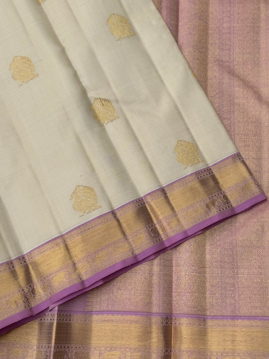 Heirloom Vairaoosi Pure Handwoven Silk Kanchivaram Saree