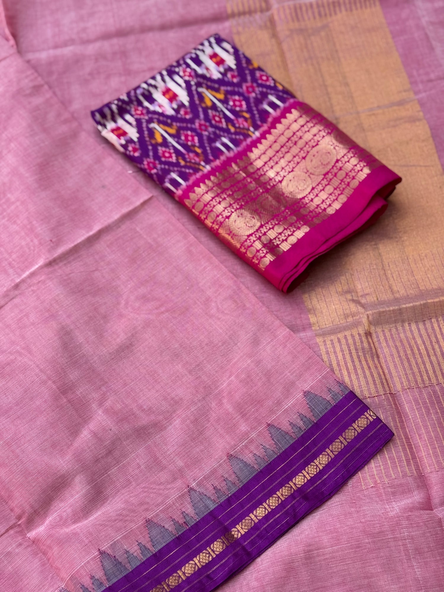 Handspun and handwoven ponduru Khadhi cotton saree with silk dobby border in contrast pink