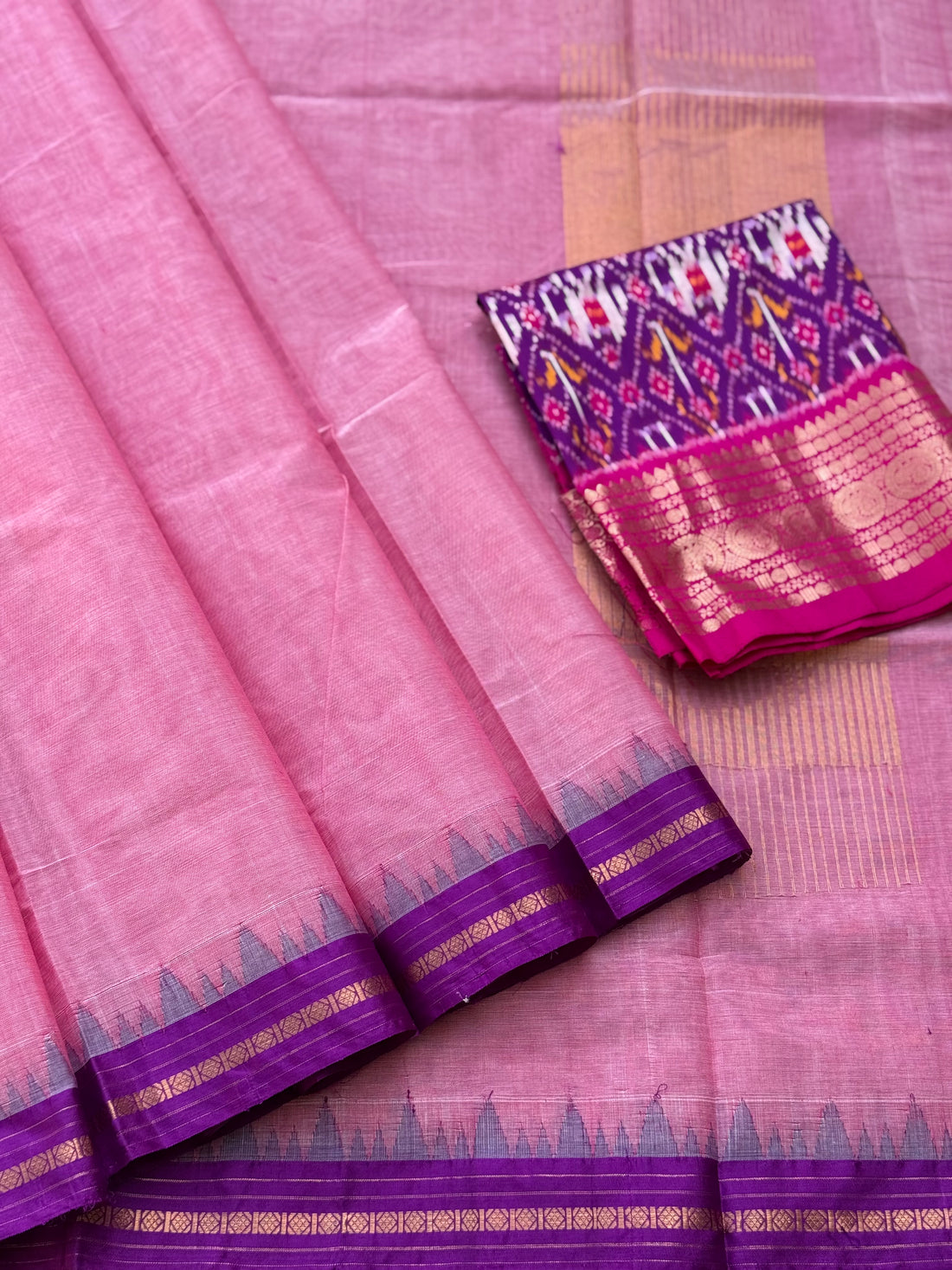 Handspun and handwoven ponduru Khadhi cotton saree with silk dobby border in contrast pink
