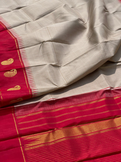 Minimal zari Korvai Kanchivaram silk saree in wheat with red shade