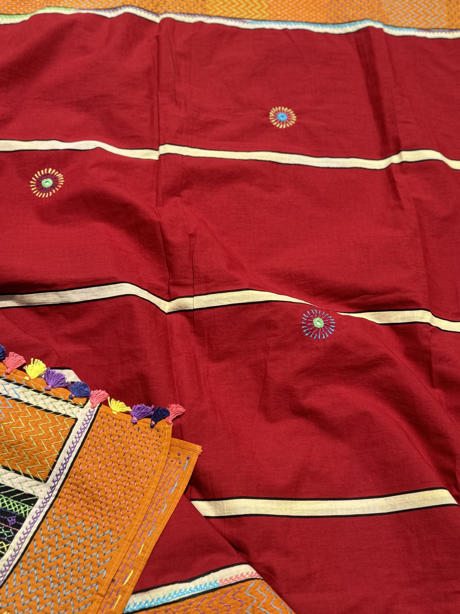 Fusion Tharagai _ A gorgeous Sickalnayakanpet Penkalamkari cotton with Lambani fusion mirror work