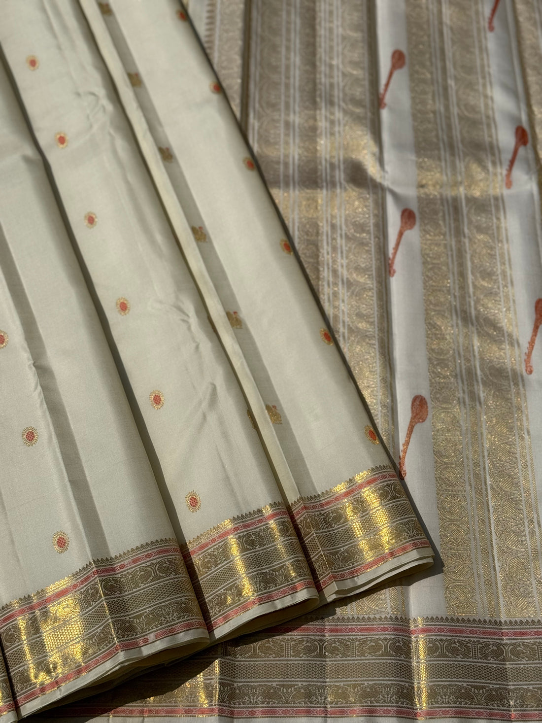 Client payment link for 1 saree with customised blouse