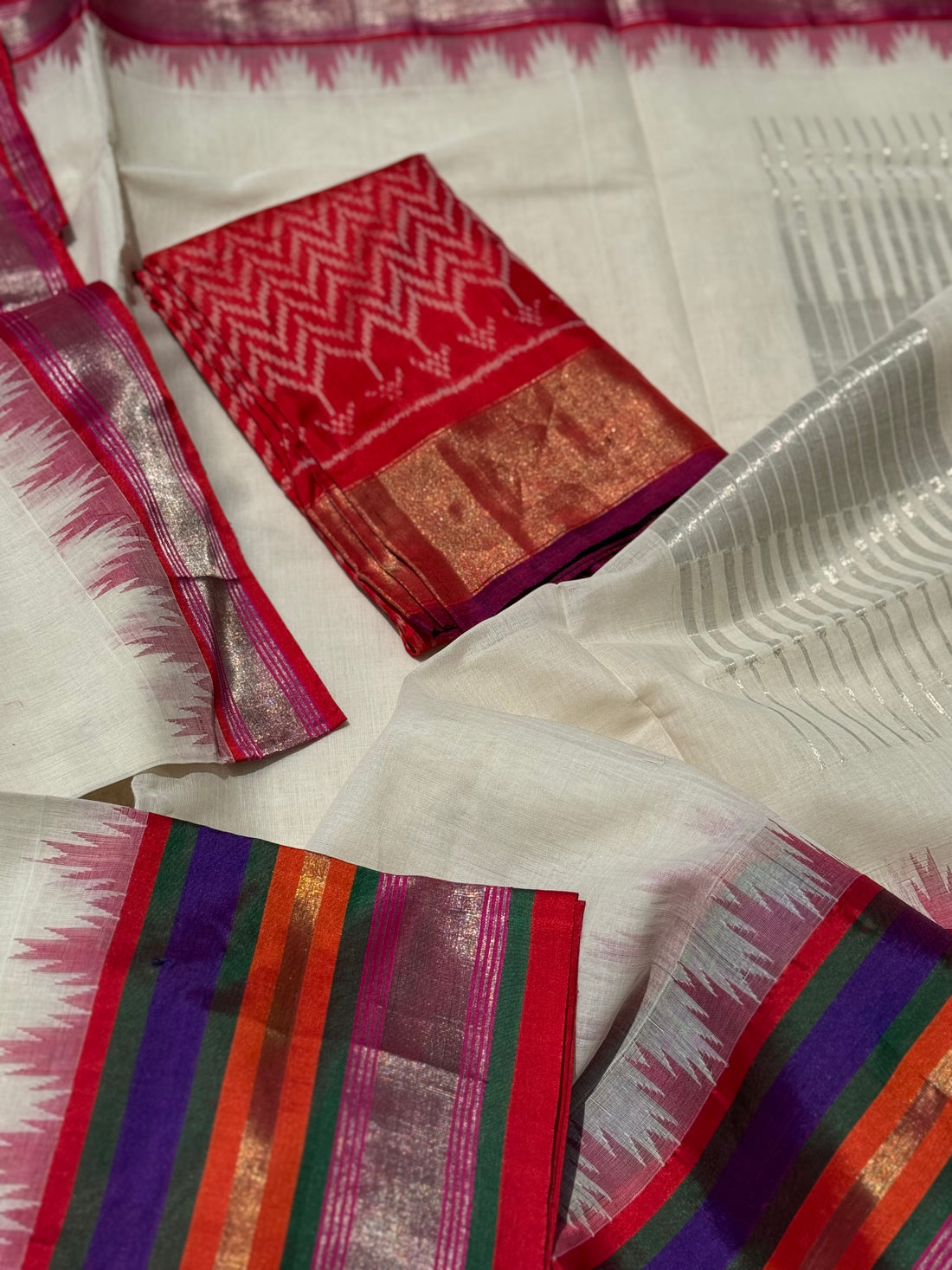 Handspun and handwoven ponduru Khadhi cotton saree with silk dobby border in contrast pink with red