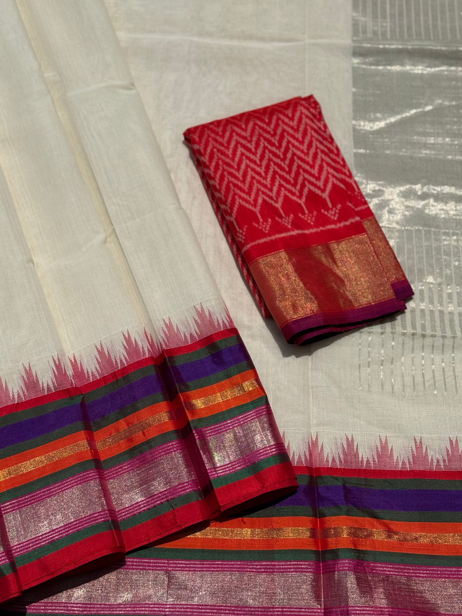 Handspun and handwoven ponduru Khadhi cotton saree with silk dobby border in contrast pink with red