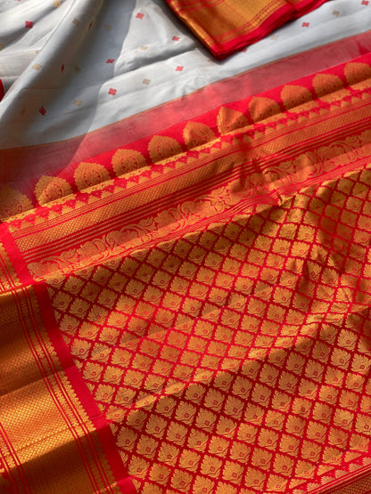 Gadwal Silk saree with Meenakari work Kanchivaram turning border