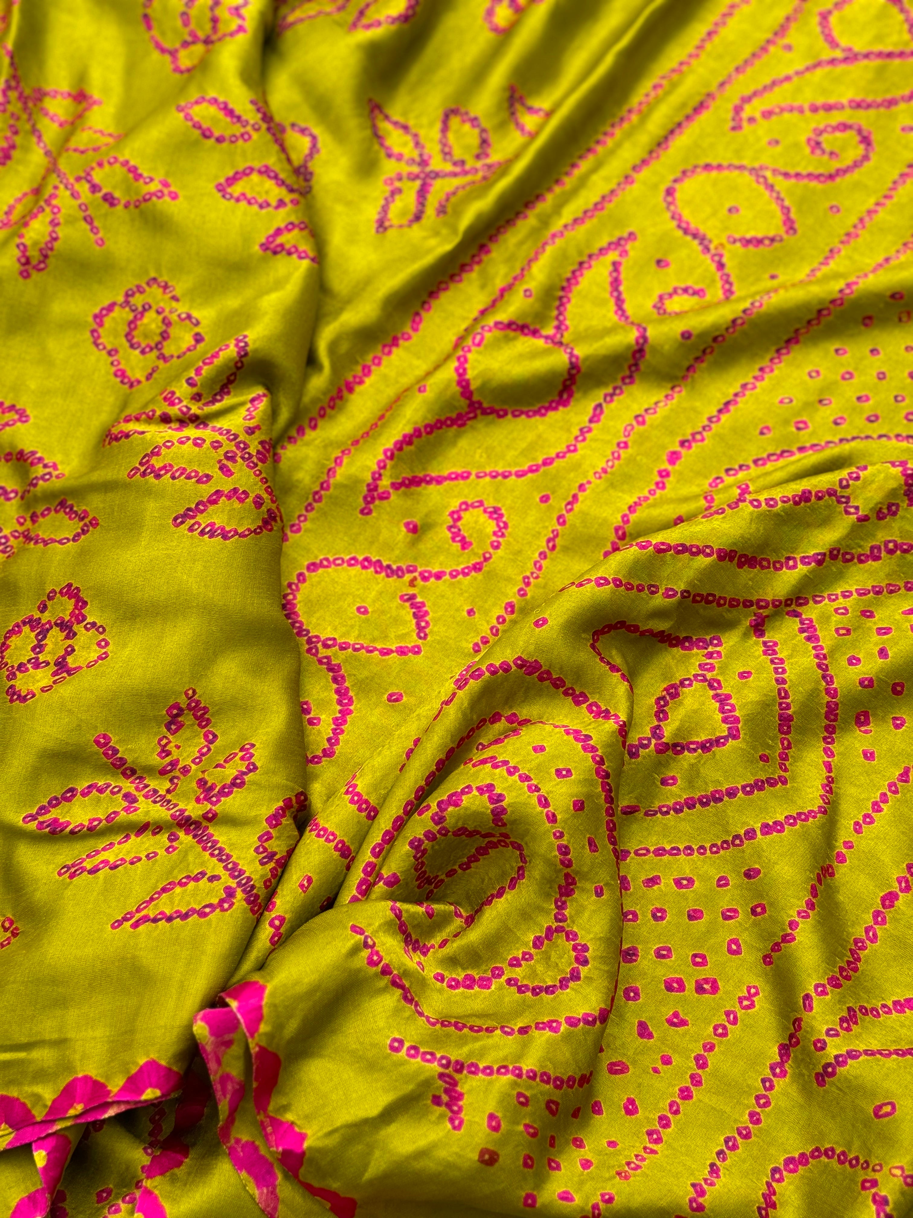 Tie And Dye Hand Knotted Rai Bandhej Gajji Silk Saree