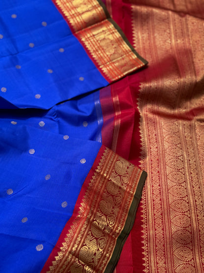 A stunner Masterpiece kanchivaram silk saree with MsBlue and arakku korvai