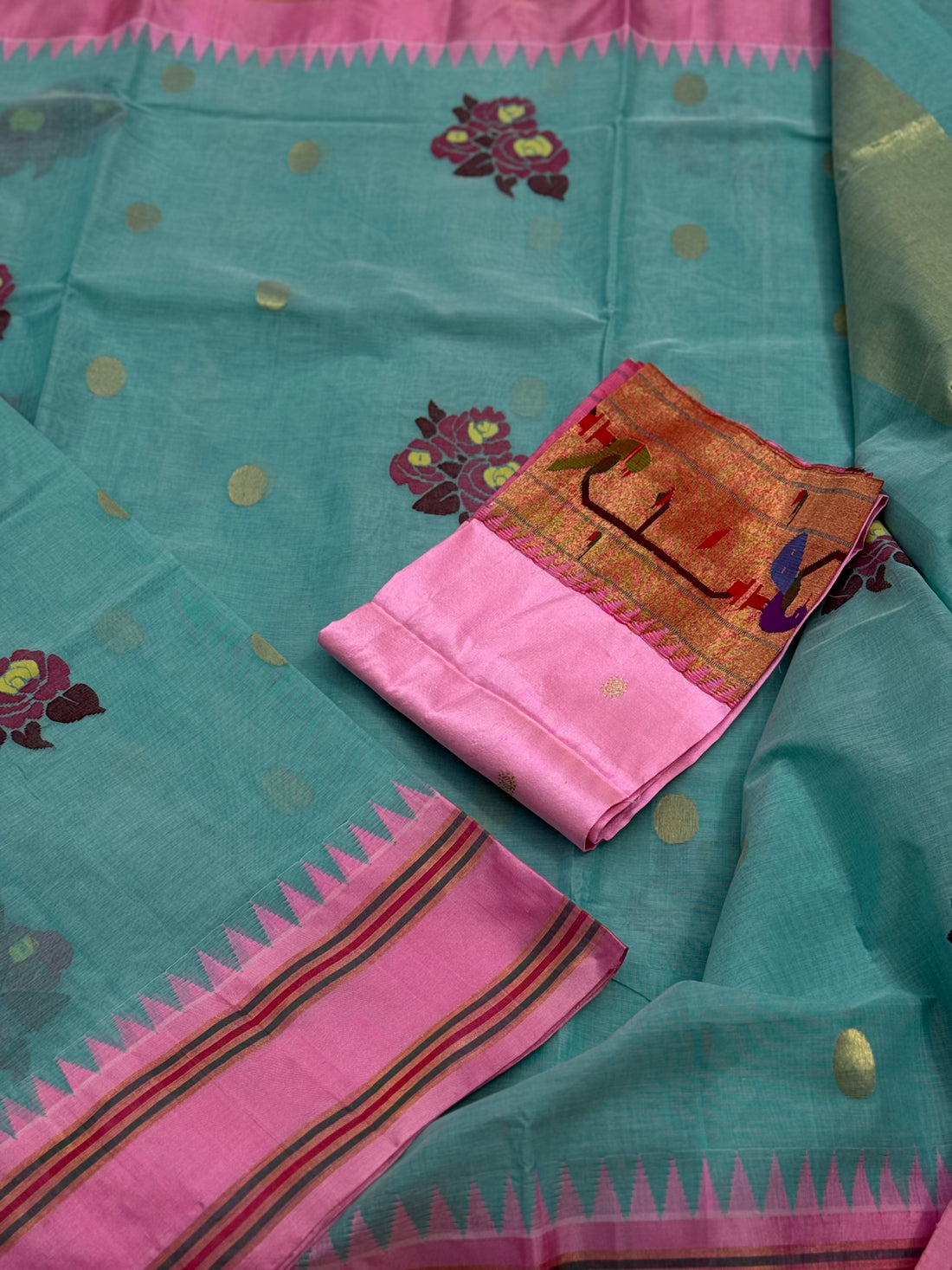 Pastel blue with peony pink bouquet of flowers jamdani motifs ponduru Khadhi jamdani saree