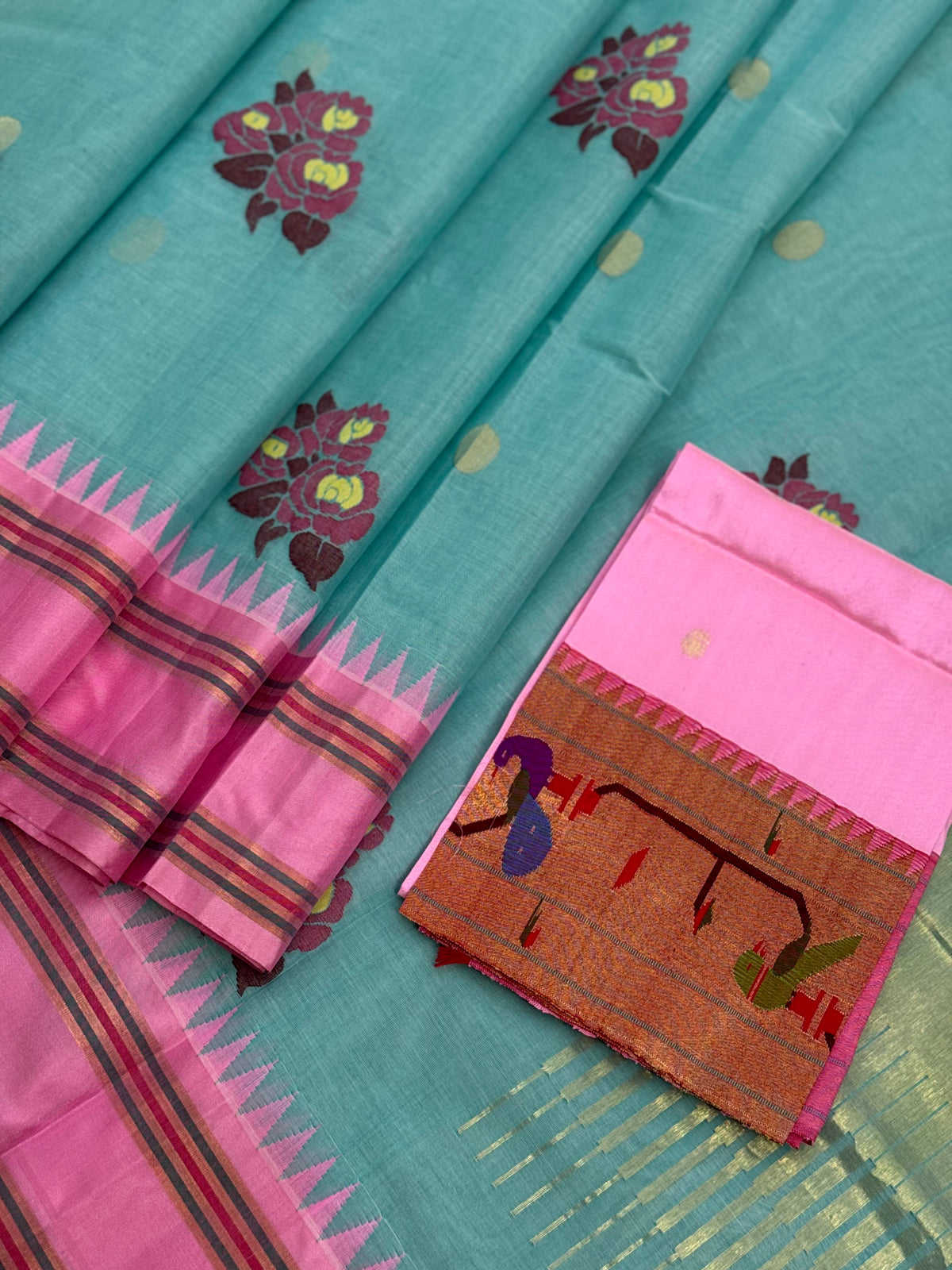 Pastel blue with peony pink bouquet of flowers jamdani motifs ponduru Khadhi jamdani saree
