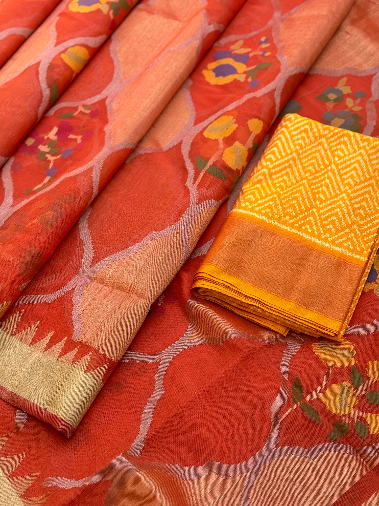 A designer exclusive ponduru Khadhi full jaal weave jamdani Saree