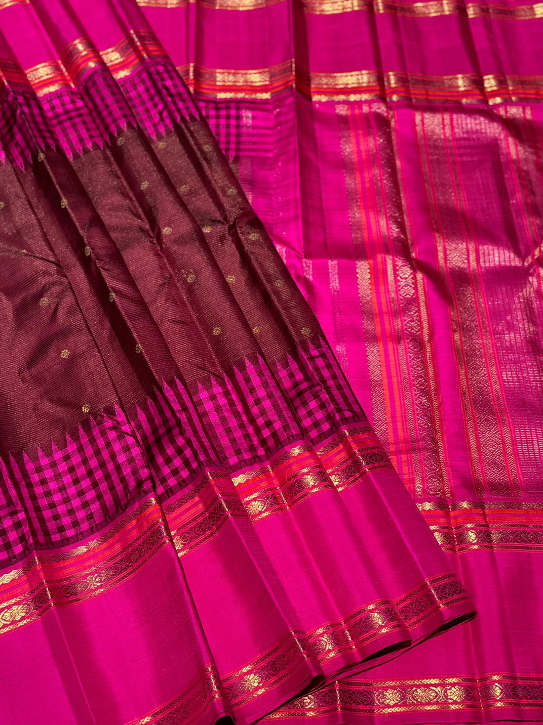 PARAMPARA Kanchivaram silk saree in V-paakku betelnut brown with pink shade
