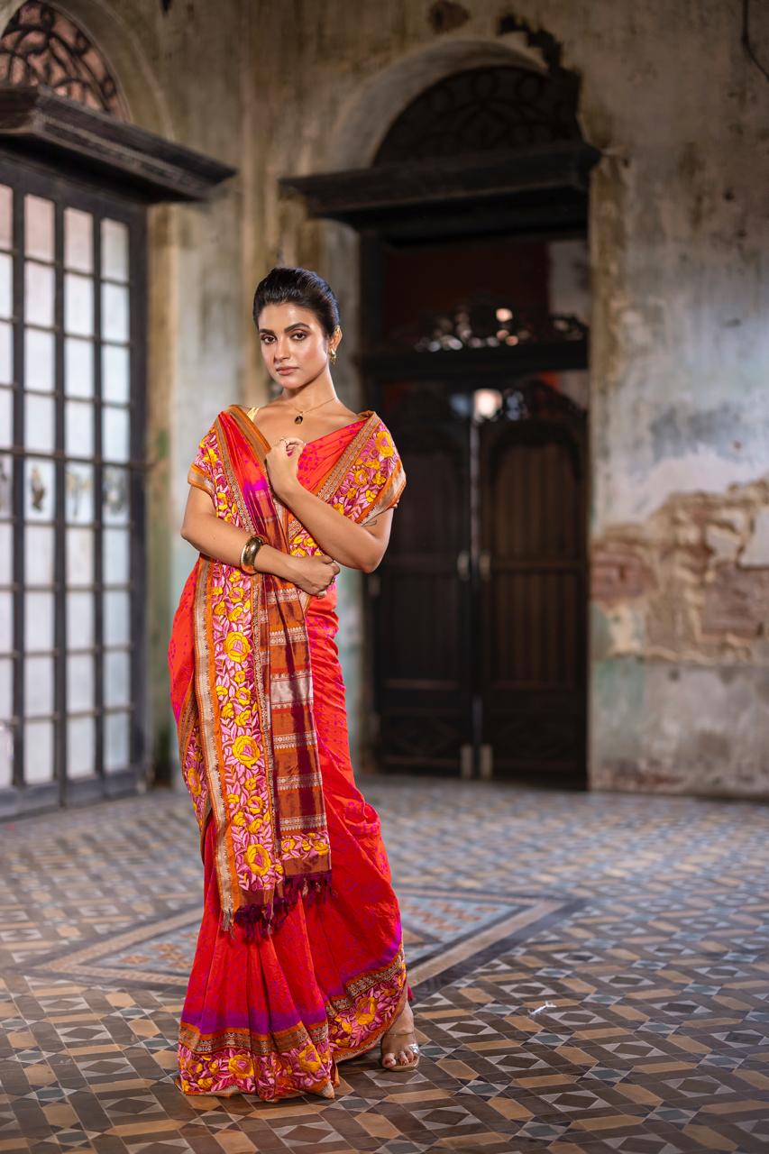 Parsi Gara with Rai Bhandej stunning Korvai Kanchivaram in rustic orange with pink