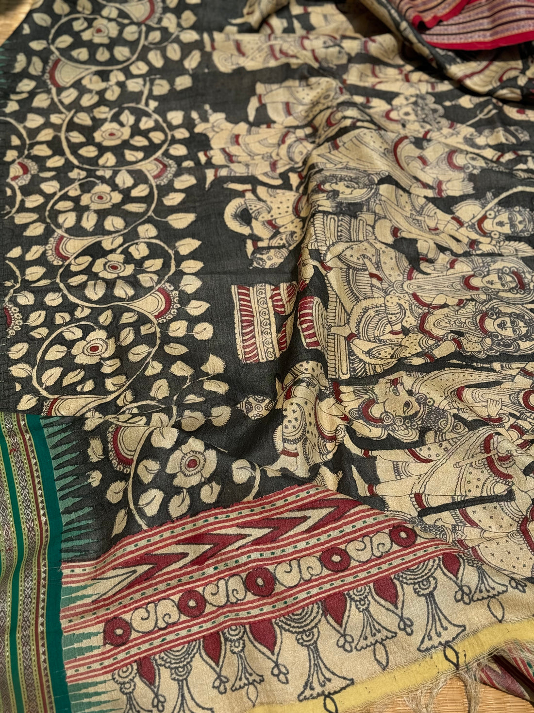 Handdrawn Handpainted Penkalamkari Dupatta on Karvati Kinar Tussar silk Rama pattabhishekam depicted