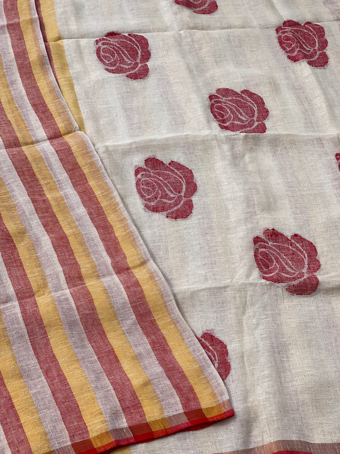 Organic Linen by Linen Jamdani Saree