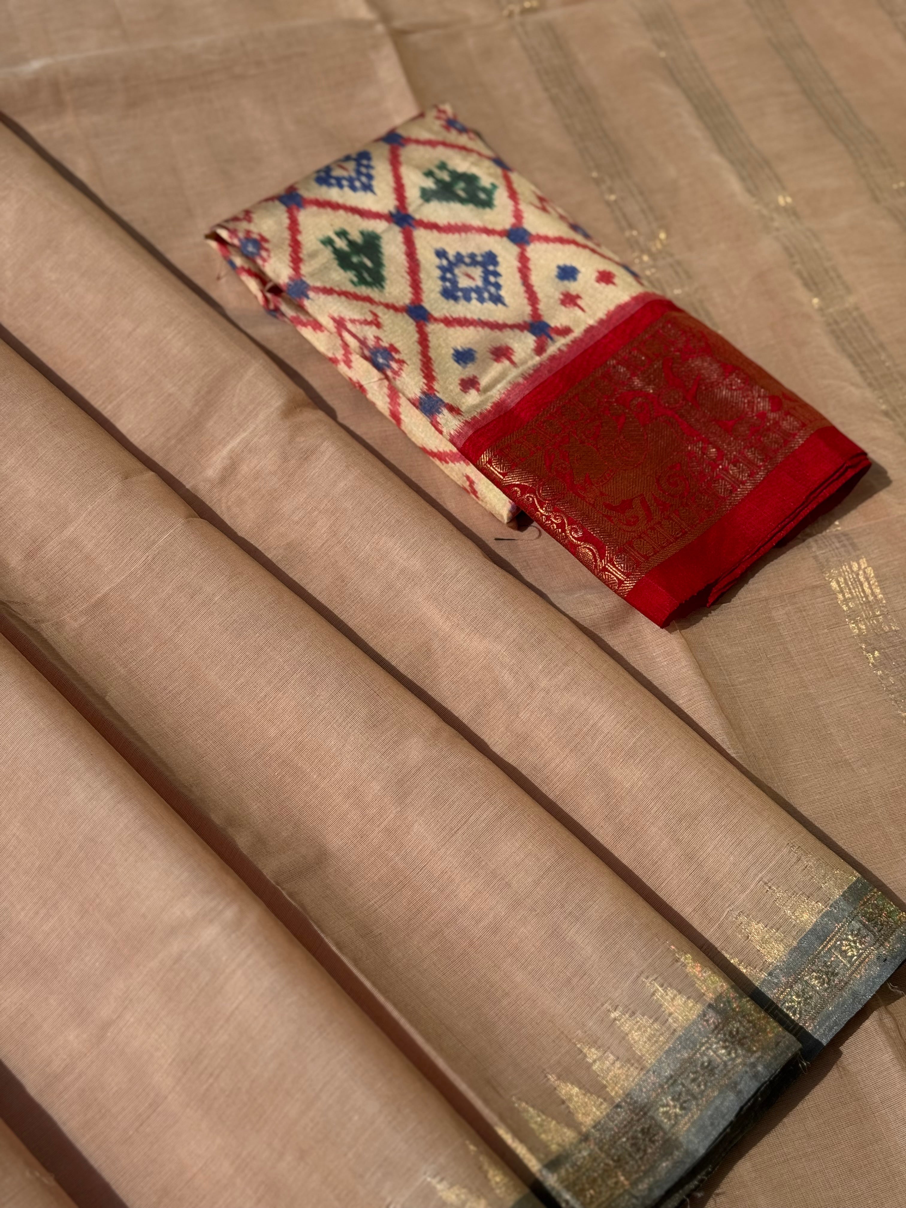 Handspun Khadhi cotton saree with grey dobby border with tissue blouse
