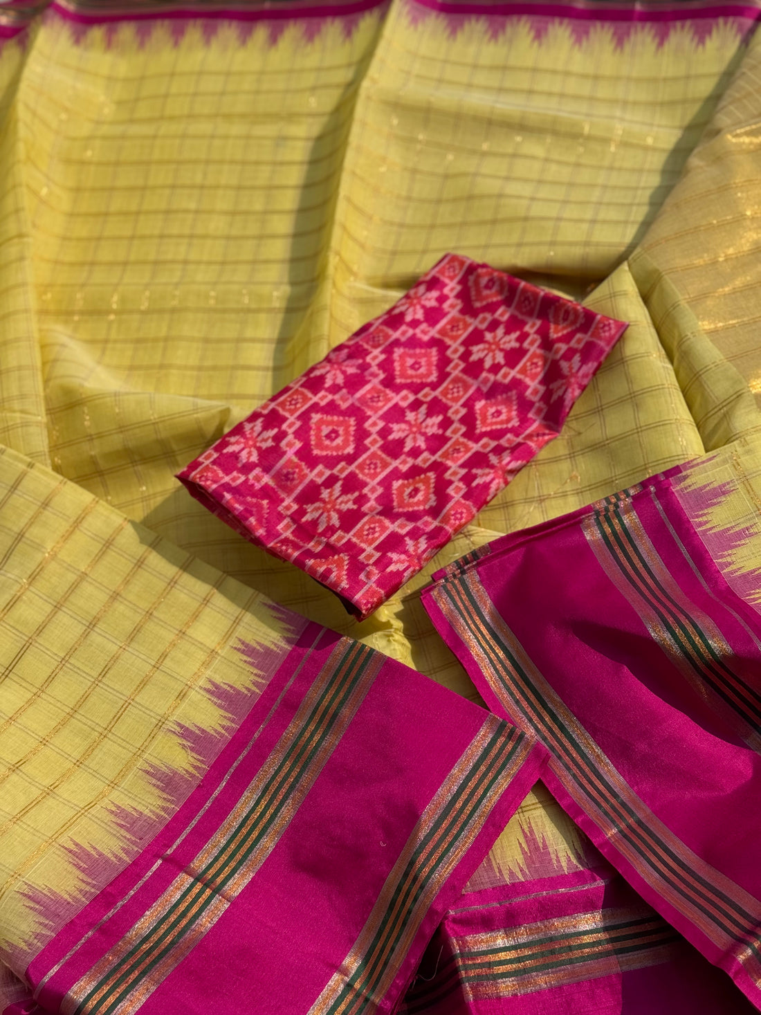 Handspun and handwoven ponduru Khadhi cotton saree