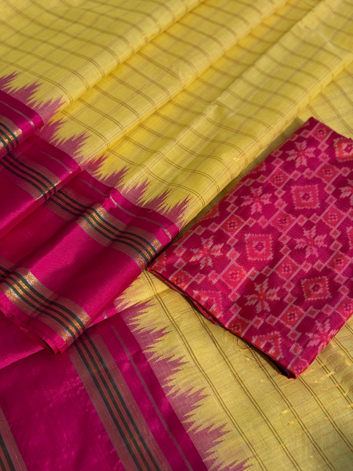 Handspun and handwoven ponduru Khadhi cotton saree