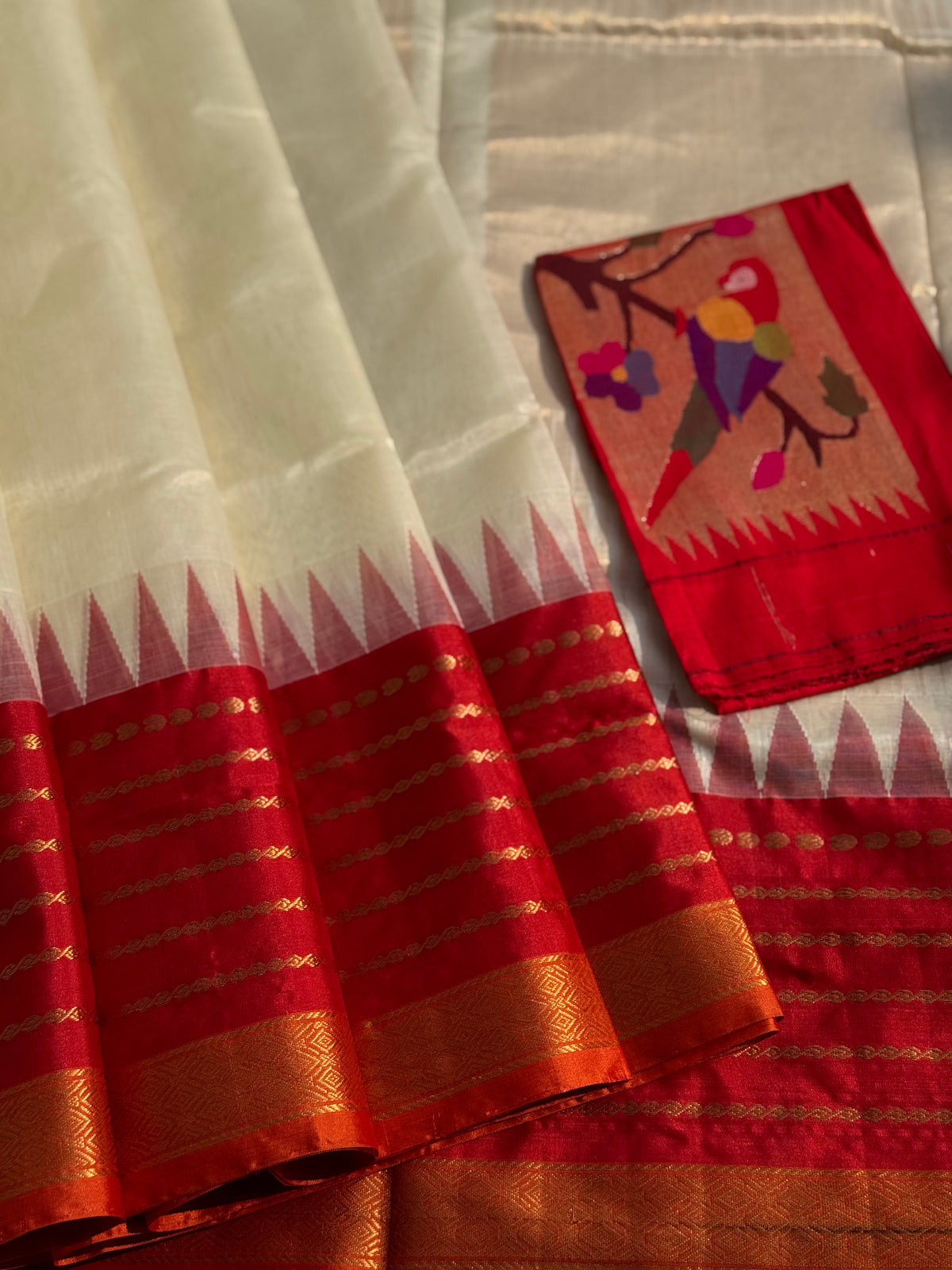 Handspun and handwoven ponduru Khadhi by silk saree