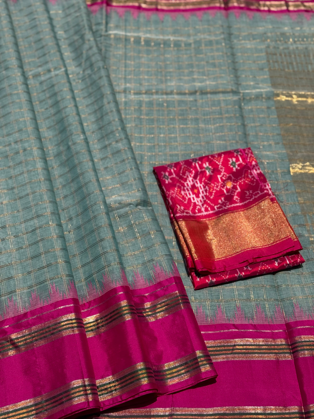 Handspun and handwoven ponduru Khadhi cotton saree
