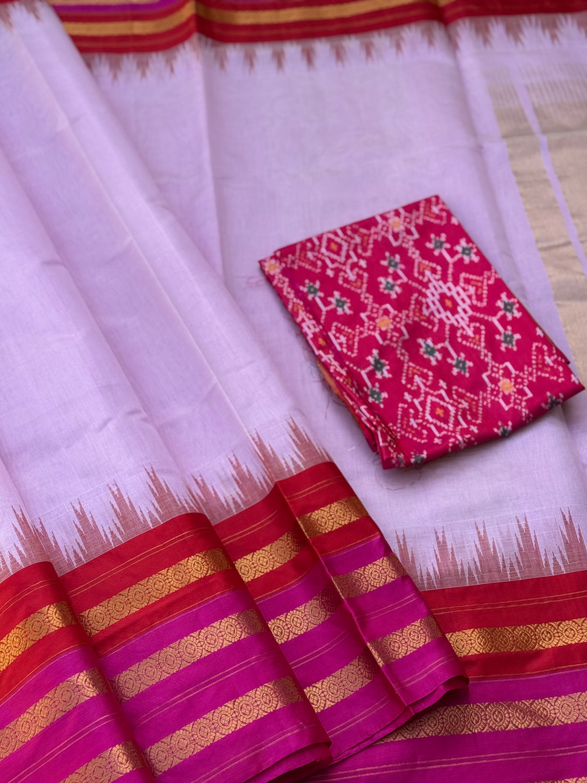 Handspun and handwoven ponduru Khadhi by silk saree with silk border in contrast red and pink jacquard weave