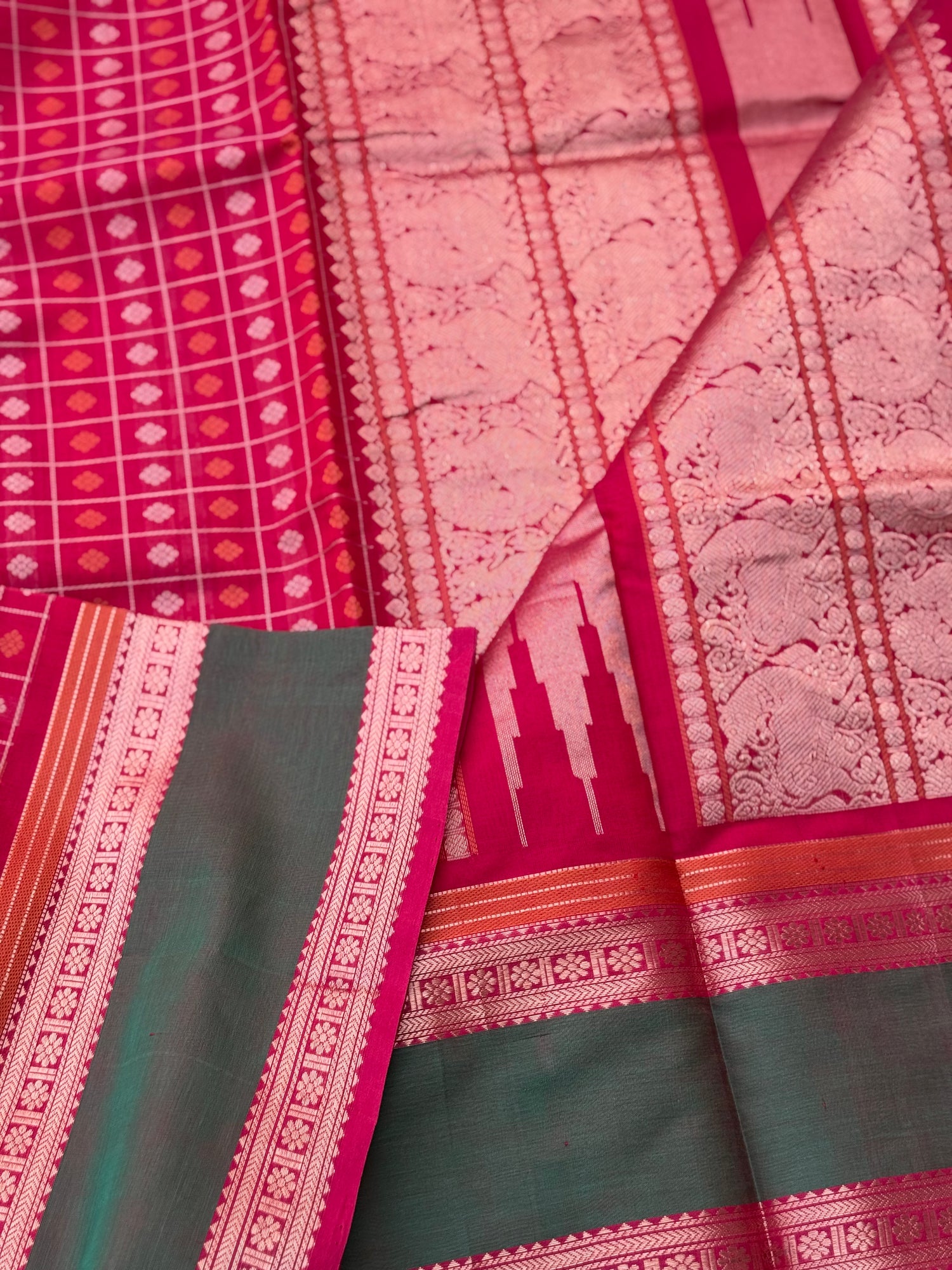 1000 buttas Kanchi Silk Cotton Saree