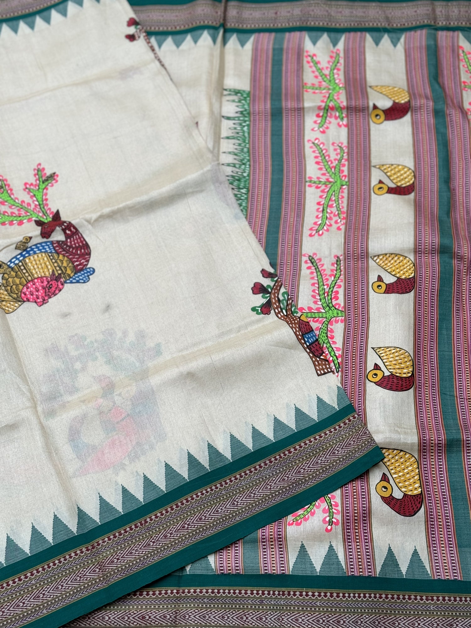 GOND folkart on Vidarbha tussar silk saree with Karvati kinar border