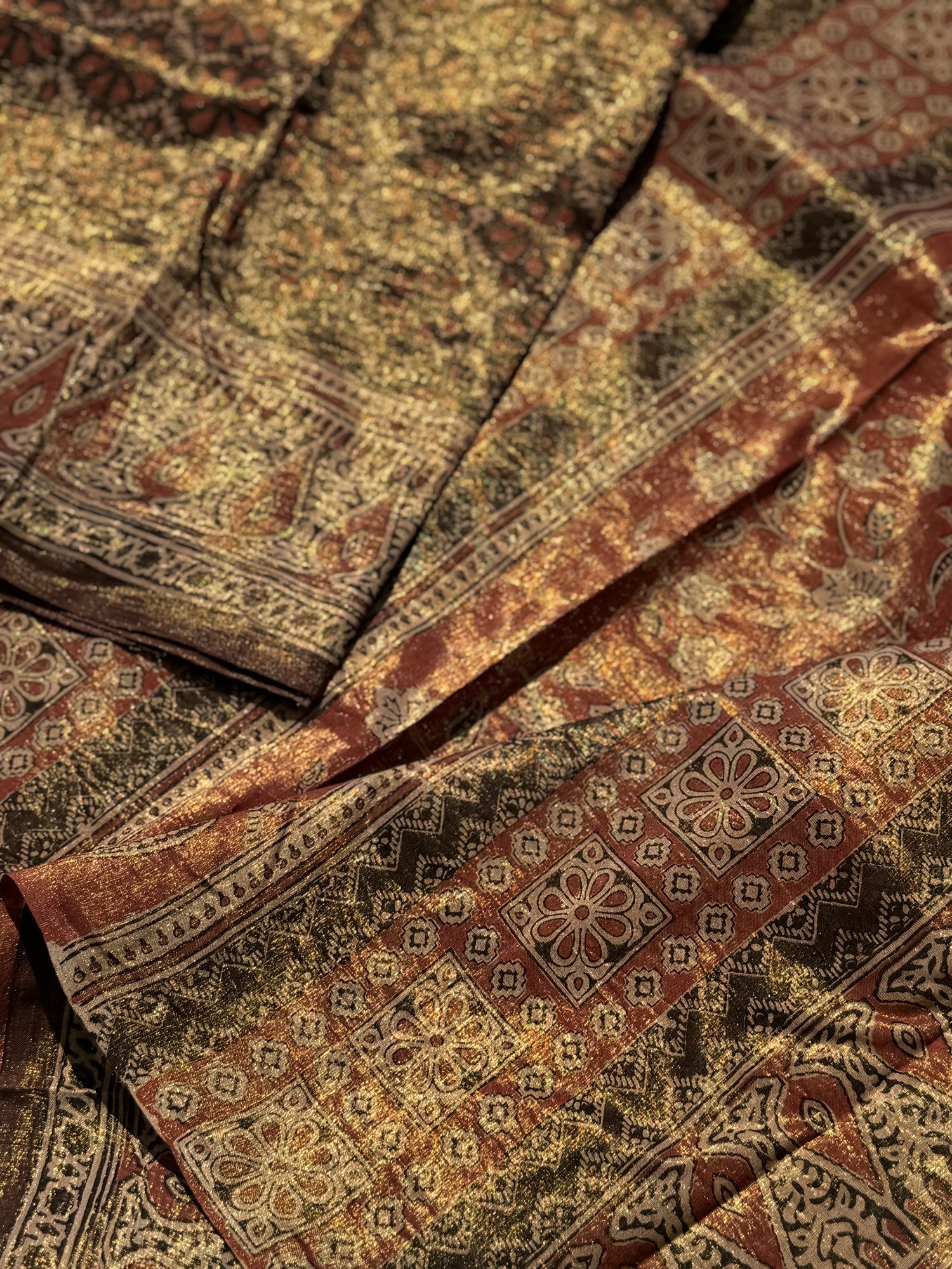 EYARKAI - NATURAL DYE KODALIKARUPPUR BLOCK PRINTS ON TISSUE ZARI GROUNDED COTTON SAREE