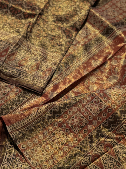 EYARKAI - NATURAL DYE KODALIKARUPPUR BLOCK PRINTS ON TISSUE ZARI GROUNDED COTTON SAREE