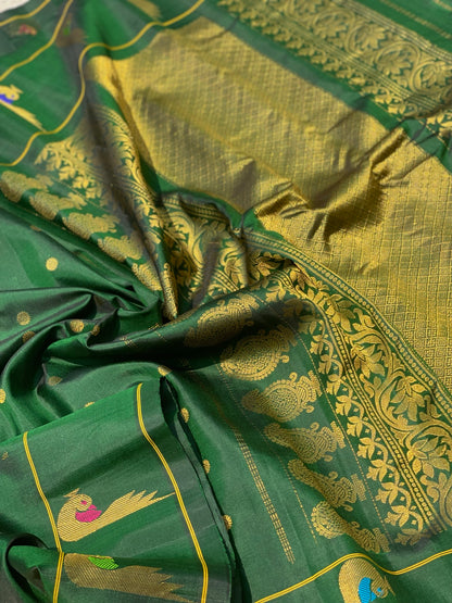 Handwoven Gadwal Silk With Meenakari Peacock Butties In The Border And Grand Pallu Saree