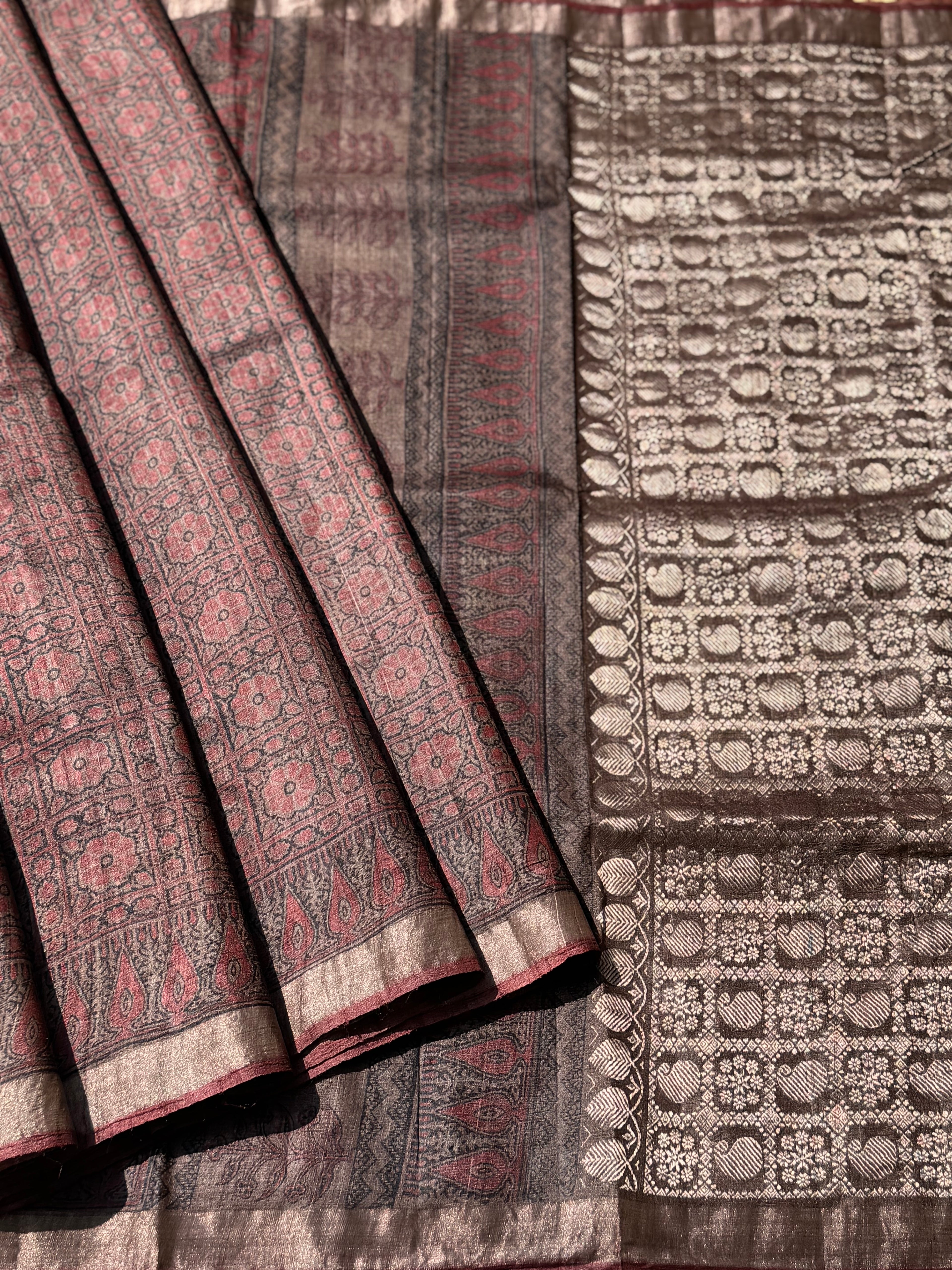 EYARKAI - NATURAL DYE KODALIKARUPPUR BLOCK PRINTS ON TUSSAR BY TUSSR SILK
