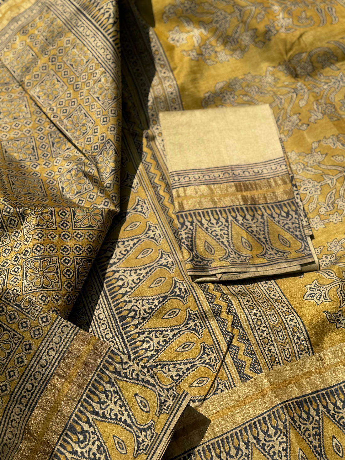 EYARKAI - NATURAL DYE KODALIKARUPPUR BLOCK PRINTS ON TUSSAR BY MULBERRY SILK