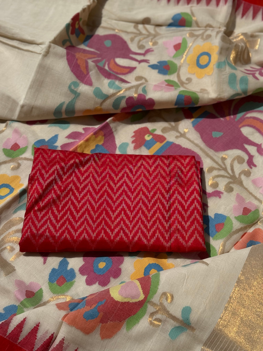 Offwhite with red Handspun Ponduru Khadhi cotton saree with pallu full jaal jamdani weave