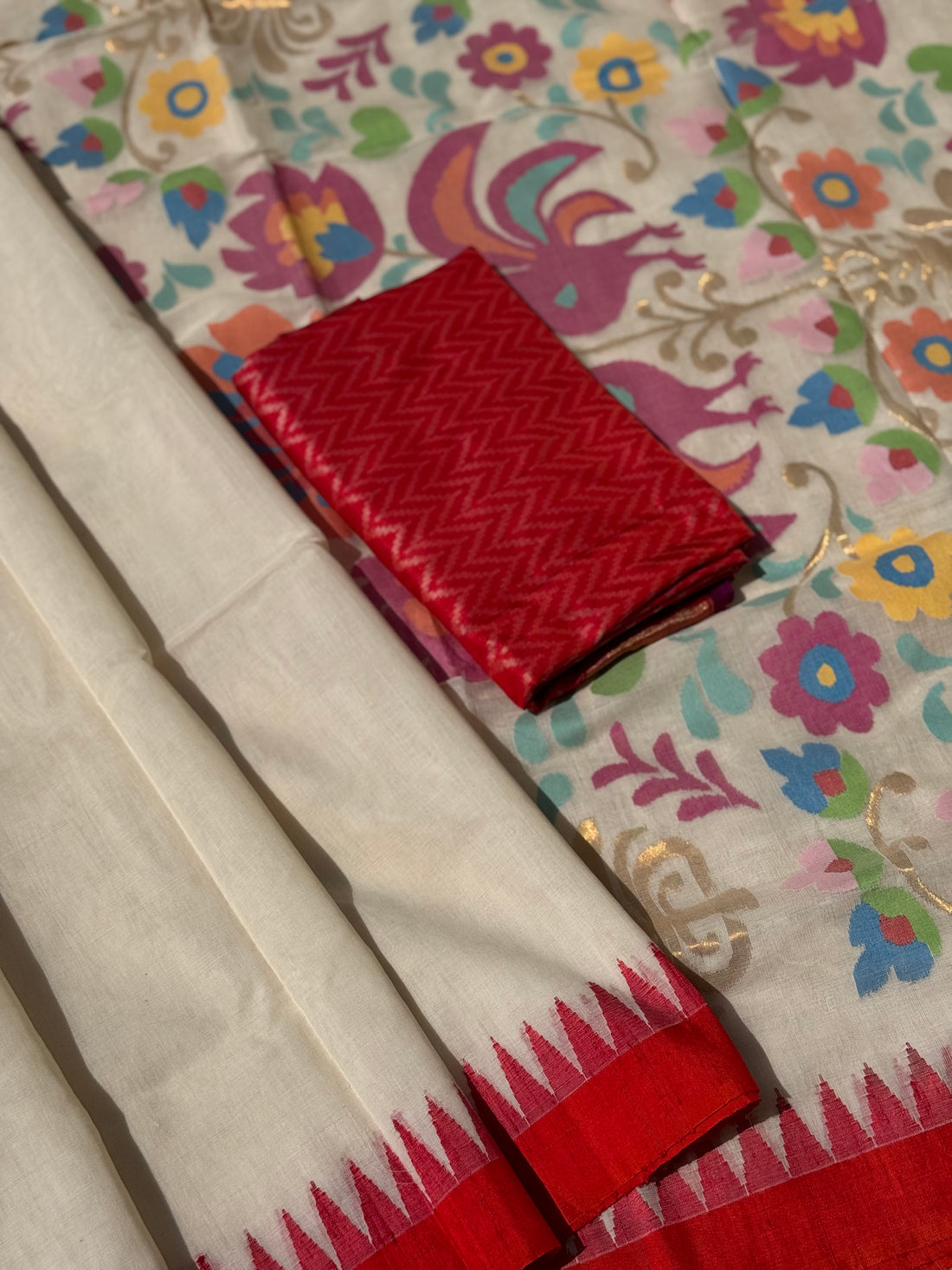 Offwhite with red Handspun Ponduru Khadhi cotton saree with pallu full jaal jamdani weave