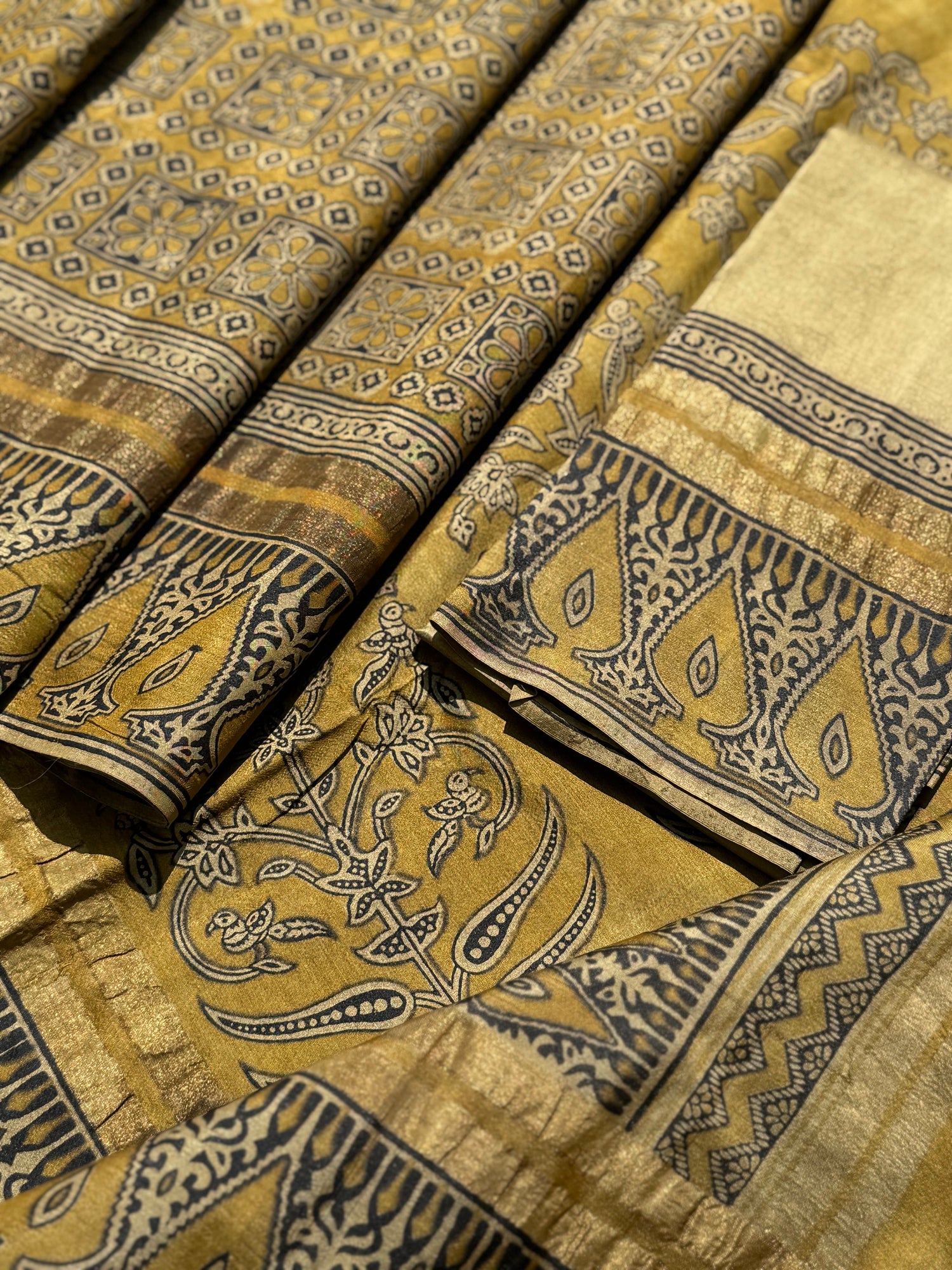 EYARKAI - NATURAL DYE KODALIKARUPPUR BLOCK PRINTS ON TUSSAR BY MULBERRY SILK