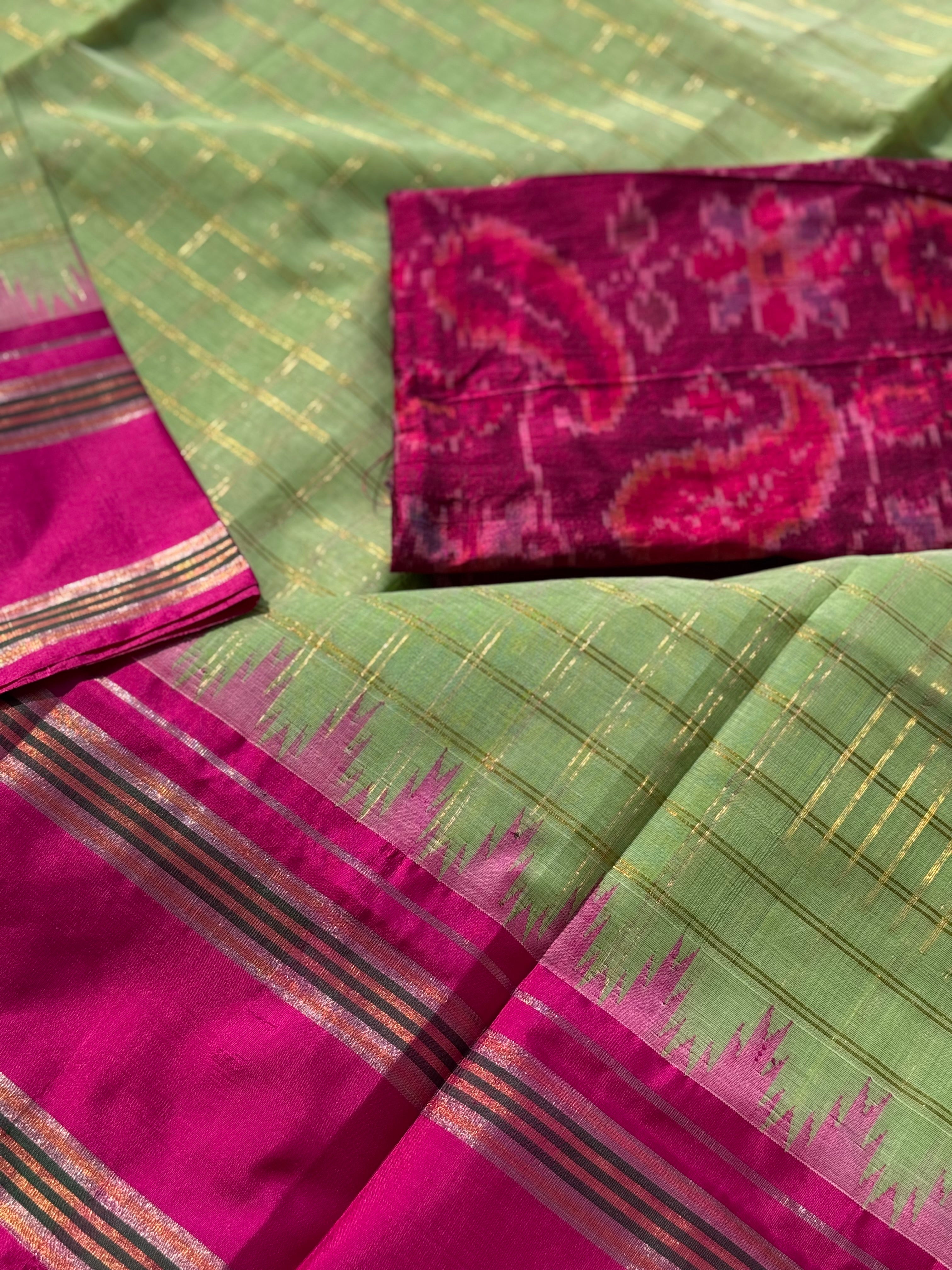 Handspun and handwoven ponduru Khadhi cotton saree with zari checks
