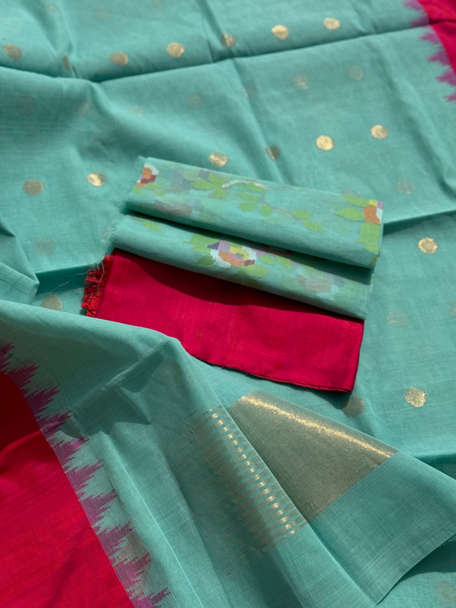 cyan green Ponduru Khadi blouse jaal Jamdani Saree