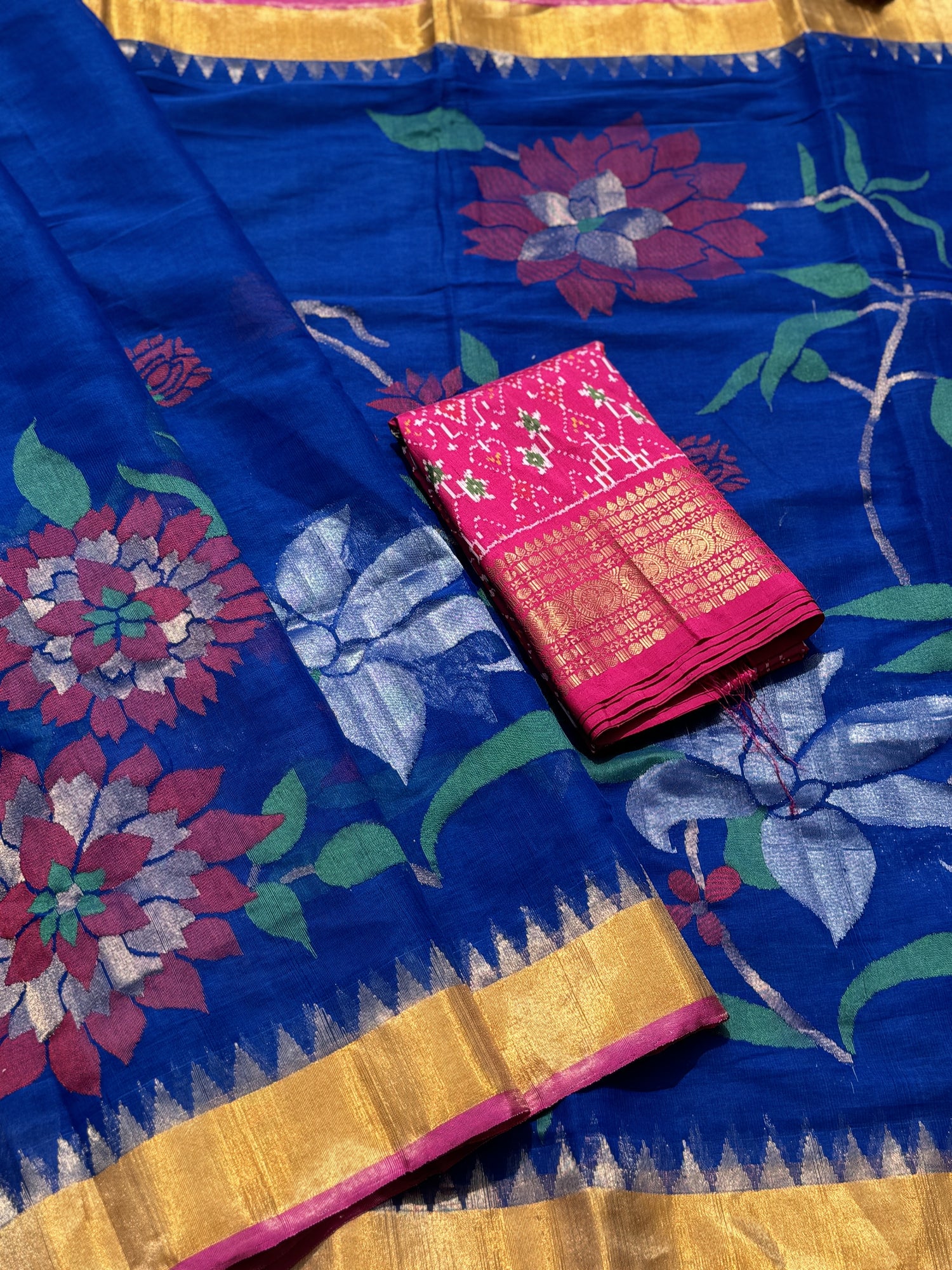 A gorgeous Royal blue with pink colour all over jaal weave organic handwoven ponduru Khadhi cotton Jamdani saree