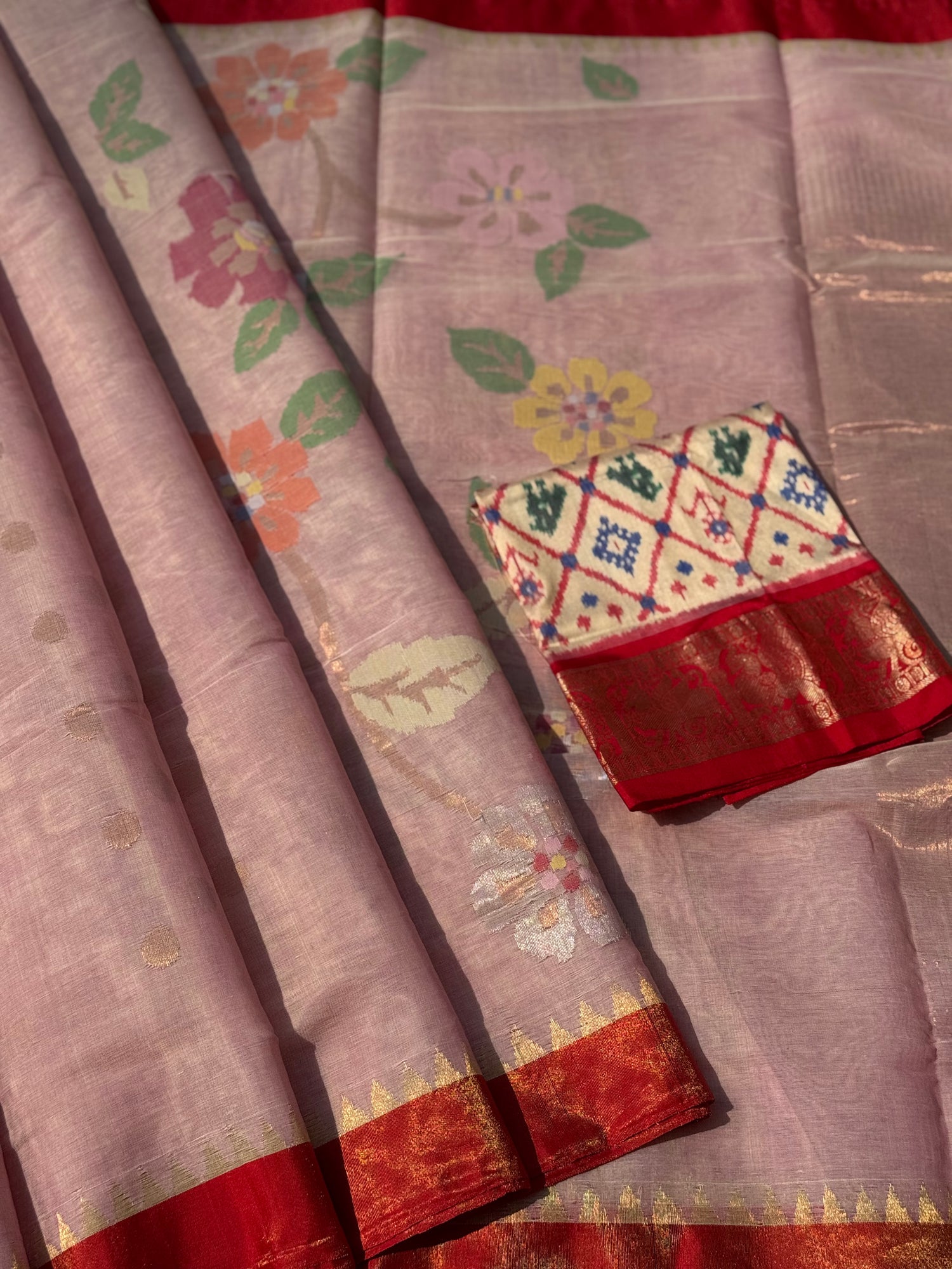 ponduru Khadhi jamdani saree in peony pink