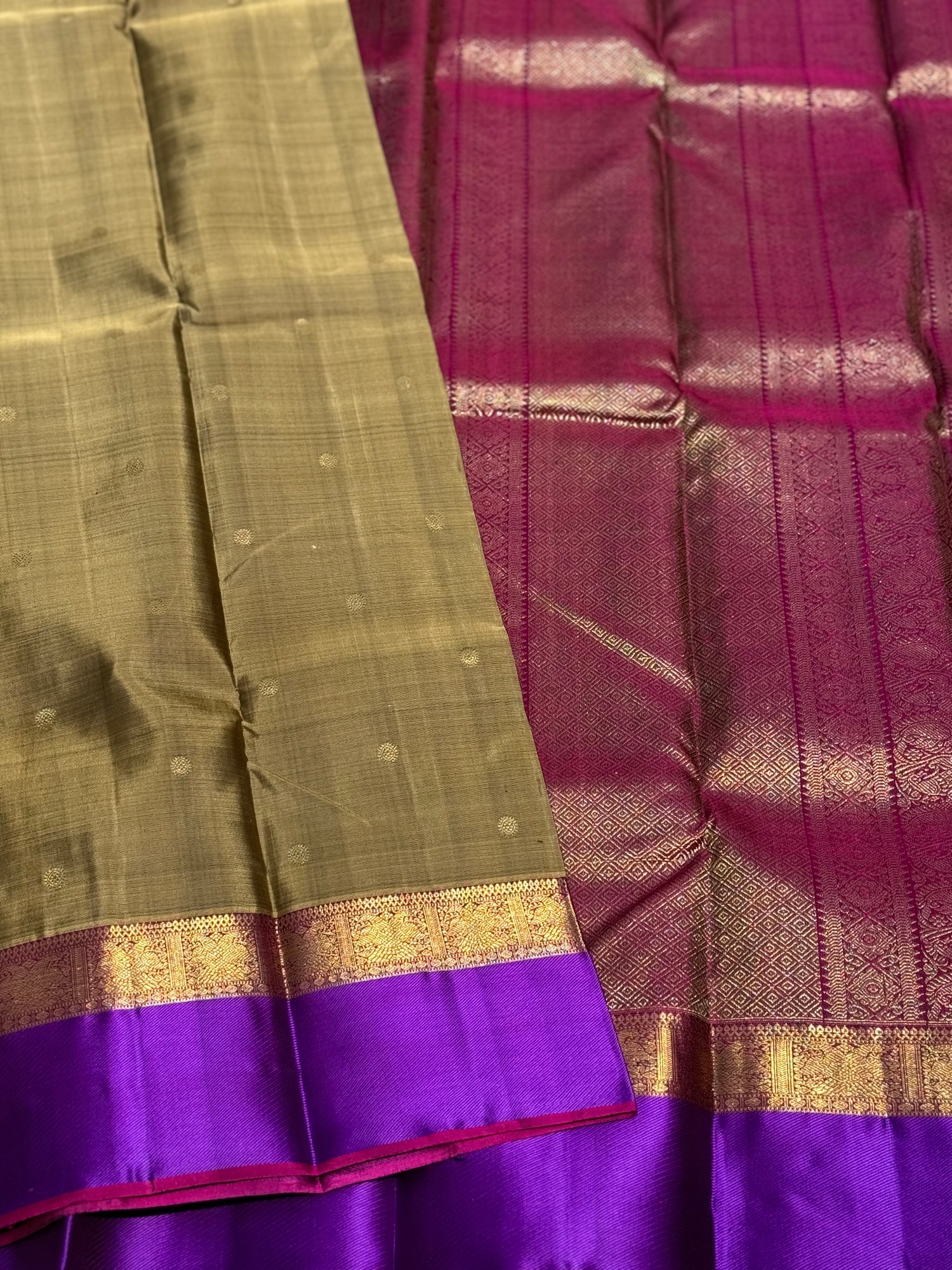 Molten gold Kanchivaram Silk Saree with Annam Kamalam Buttas