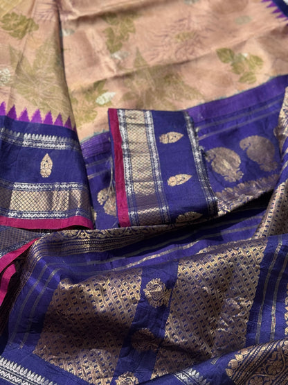 A gorgeous natural ecoprints done on pastel onion pink with purple kuttu gadwal silk saree