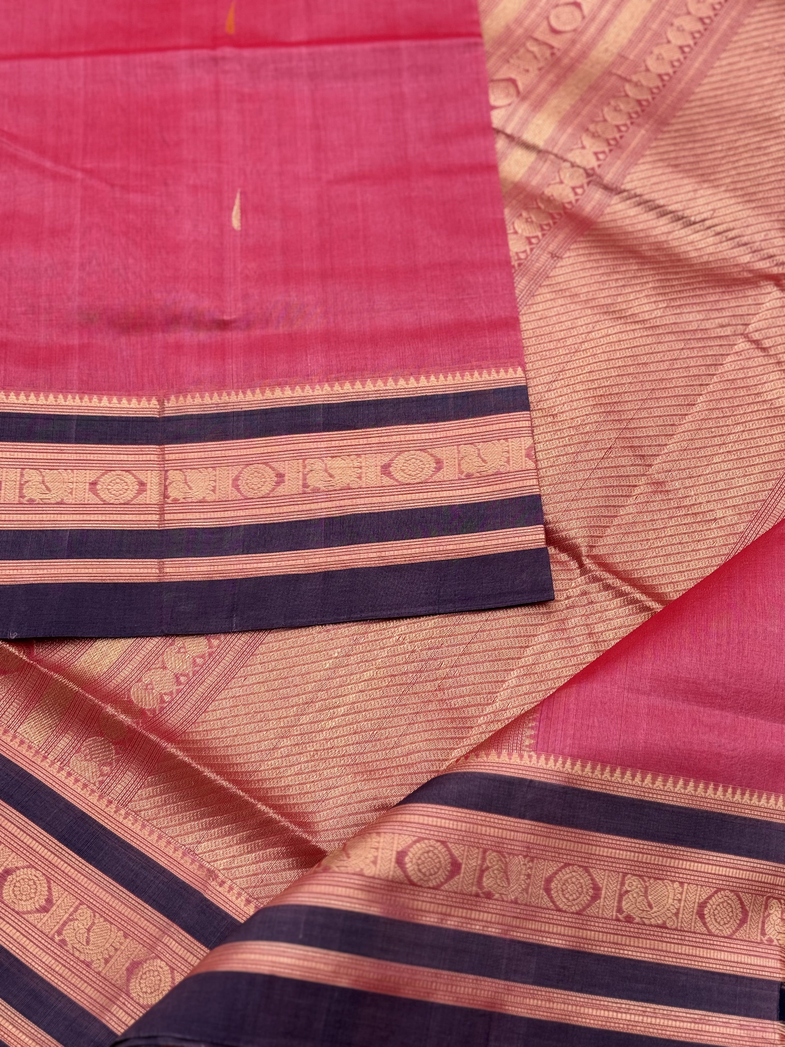 Gorgeous pastel pink with threadwork and zariwoven Kanchi silk Cotton Saree