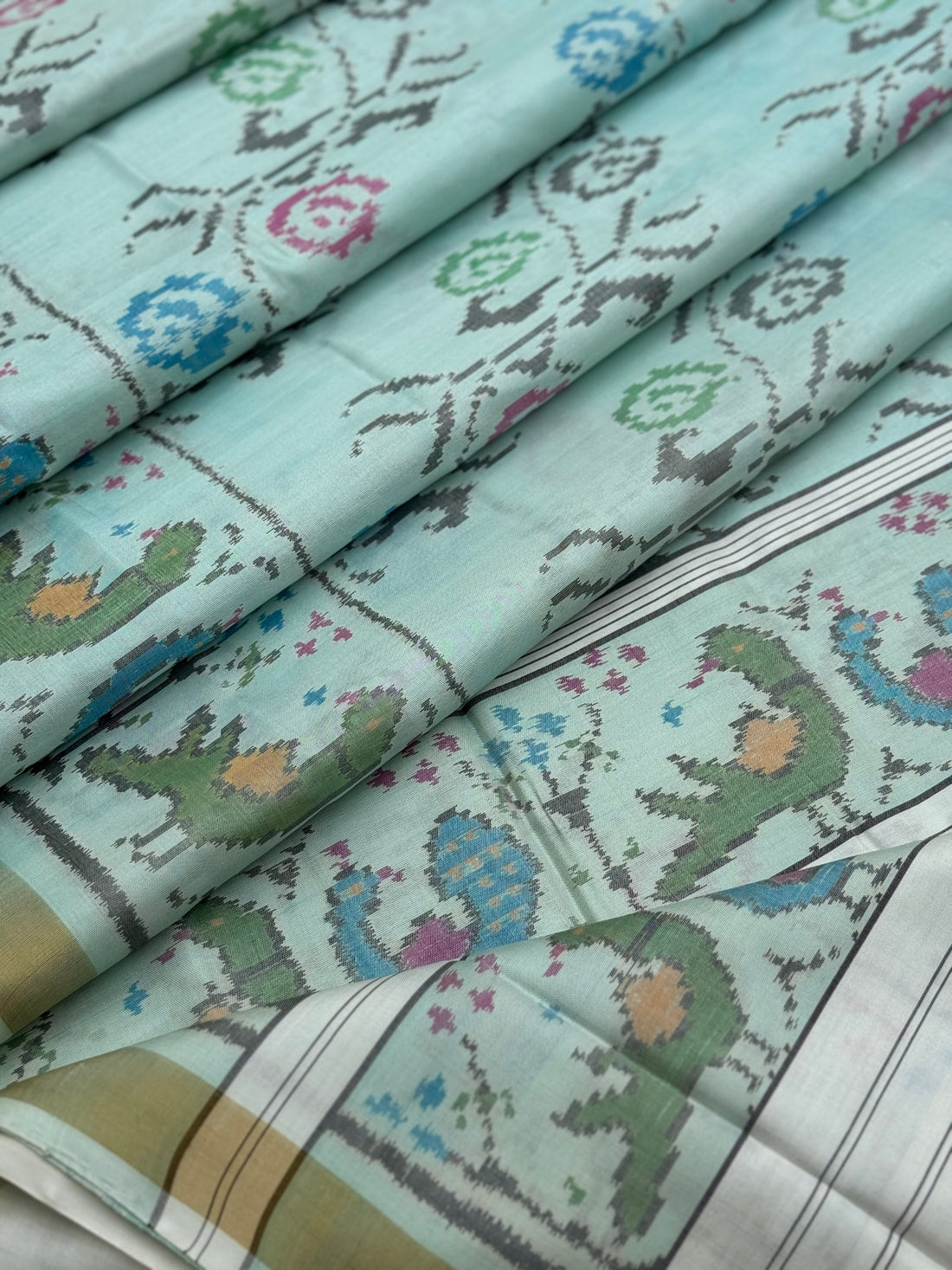 Handwoven Rajkot Patola Single Ikkat Silk Saree in beautiful mint green shade