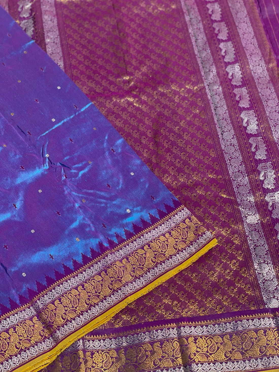 Revival Vintage Ikkat Silk Saree With Kanchi Border And Pallu