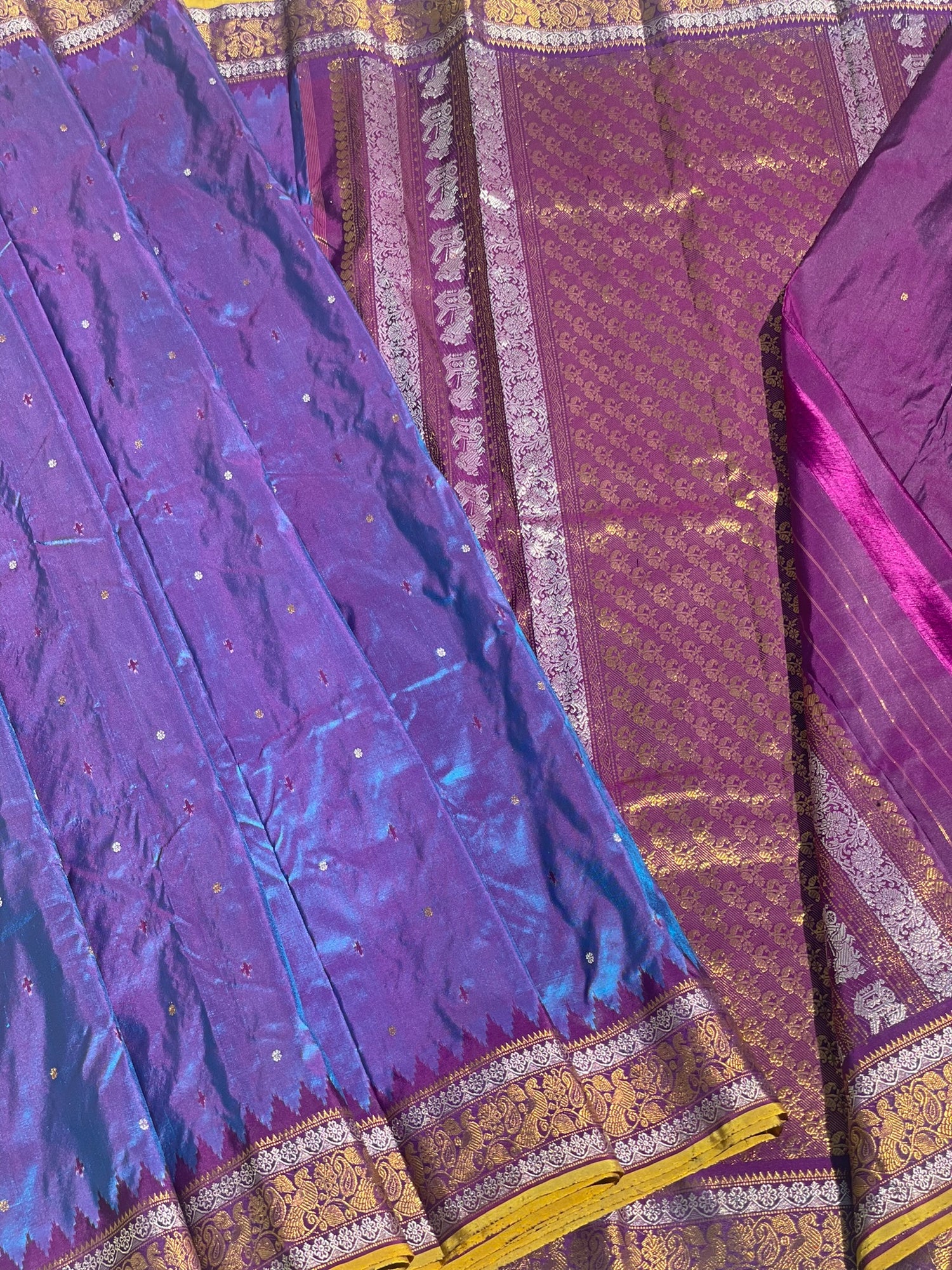 Revival Vintage Ikkat Silk Saree With Kanchi Border And Pallu