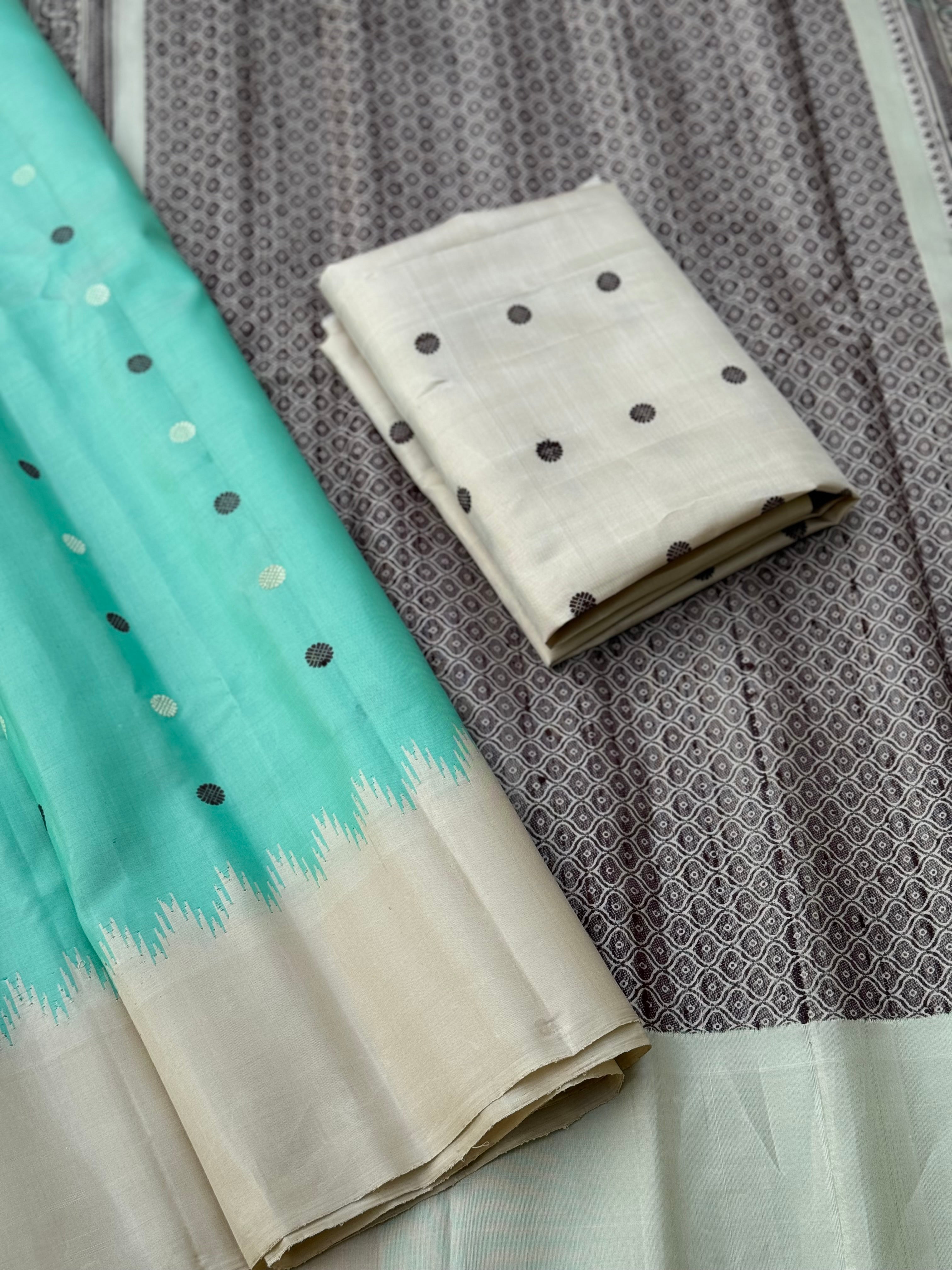 No zari seagreen with pearl white border temple korvai / kuttu handwoven gadwal silk saree